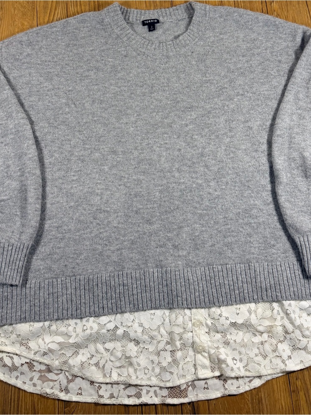 Torrid Womens 2 2X Gray Lace Hem Layered Sweater Ruched Sleeve Pullover Plus